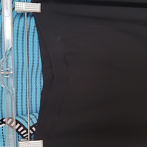 Ming Wang Black and Blue Knit Ensemble SZ Large Pants, Jacket XL - Picture 7 of 14